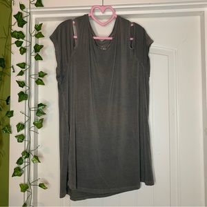 AMERICAN EAGLE OUTFITTERS | Soft & Sexy Cold Shoulder Short Sleeve Fitted Tee
